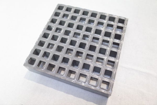 mini mesh grating benefits